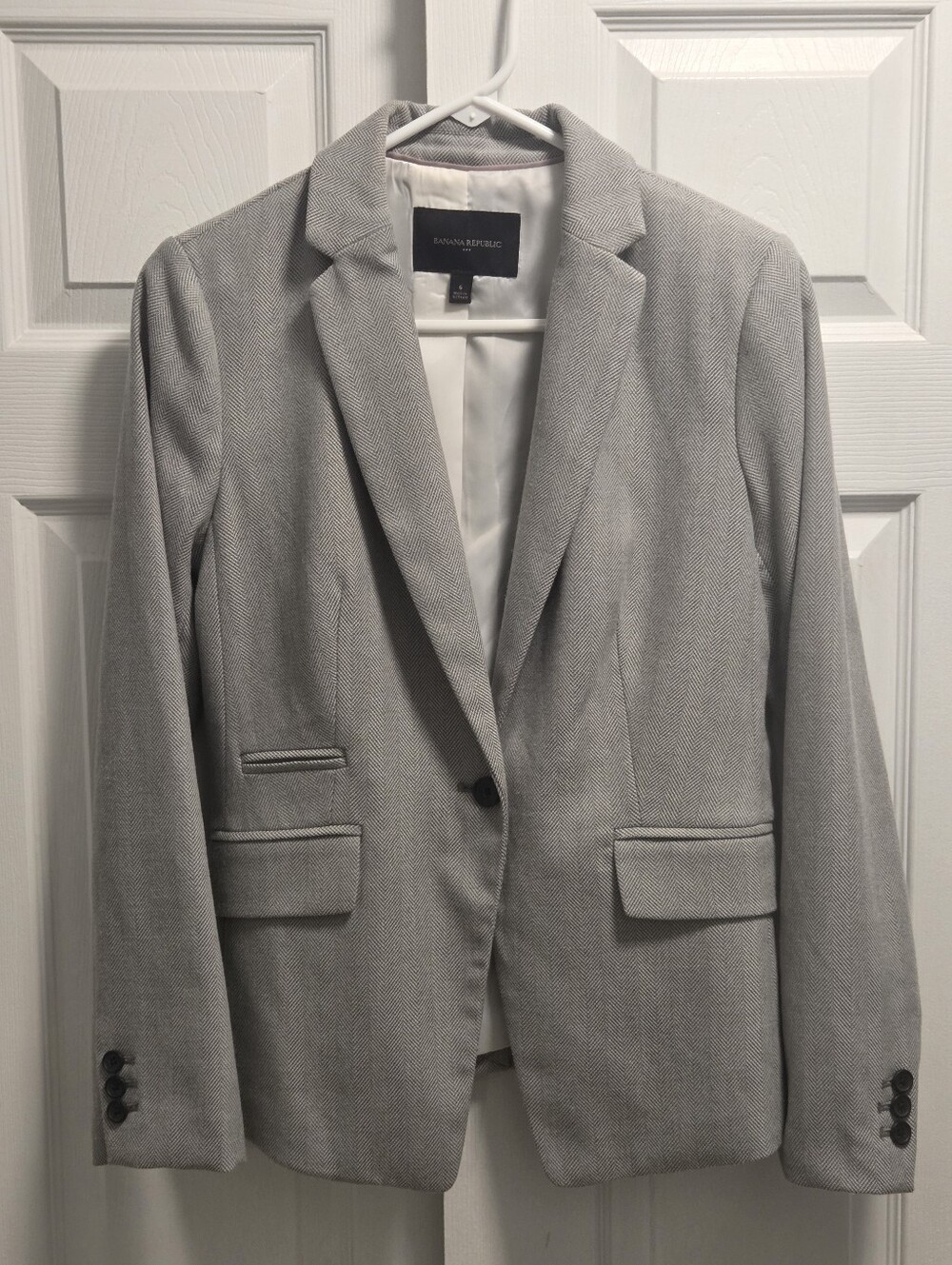 Banana Republic Blazer - Light Gray Herringbone Size 6